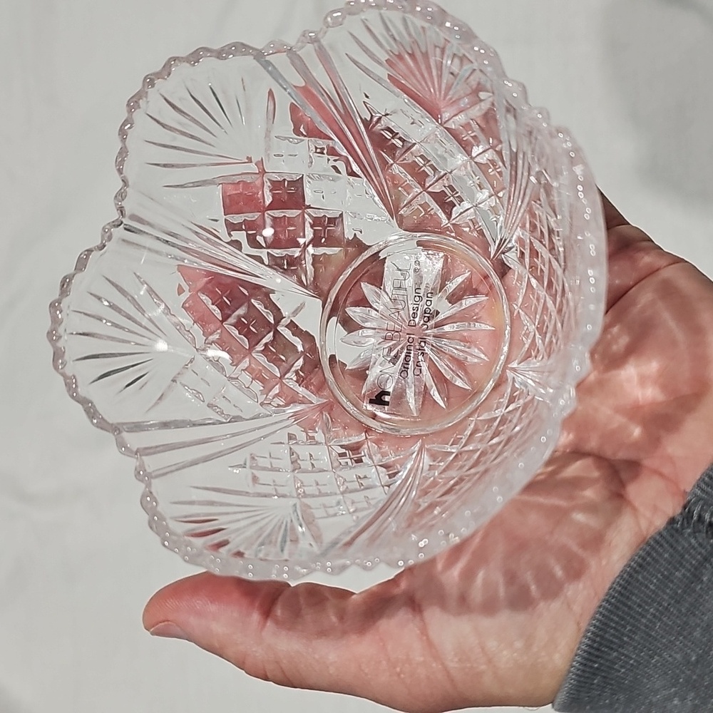 Home Beautiful Crystal Design - Picture 3 of 3